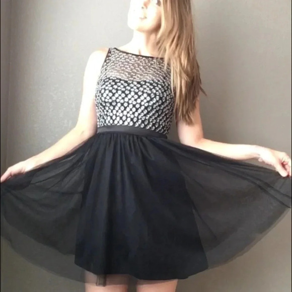 NYE Aqua formal Black and silver dress - Picture 5 of 6